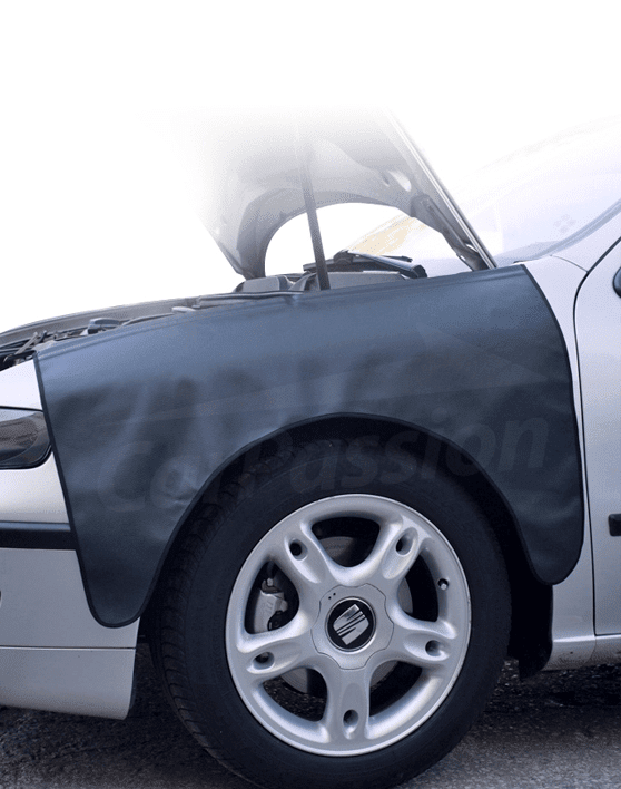 STRONG PLUS – pokrowiec ochronny na błotnik eko skóra | CarPassion